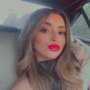 Meet your Posher, Gabriella